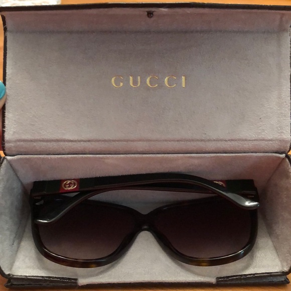 Gucci sunglasses - Picture 1 of 6